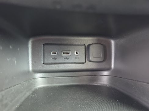 Used 2024 Chevrolet Equinox LT FWD image 30