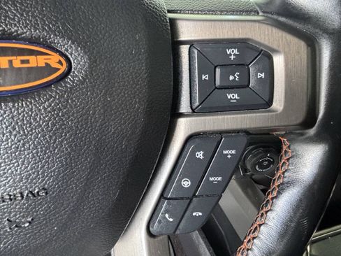 Used 2017 Ford F150 Raptor w/ Equipment Group 802A Luxury AWD/4WD image 20