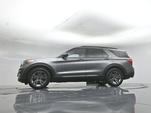 Certified 2023 Ford Explorer XLT w/ Equipment Group 202A RWD image 57