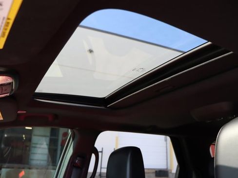 Used 2023 Dodge Durango GT image 19