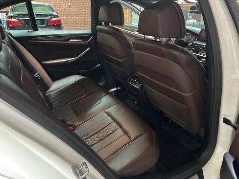 Used 2019 BMW 530i xDrive w/ Convenience Package AWD/4WD image 29
