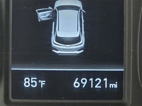 Used 2019 Hyundai Kona Limited image 34