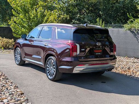 Used 2024 Hyundai Palisade Calligraphy AWD/4WD image 3
