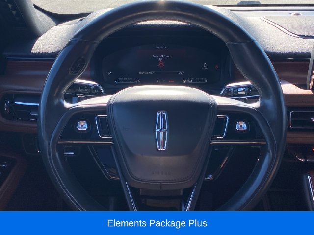 Used 2023 Lincoln Aviator Reserve w/ Equipment Group 201A AWD/4WD image 8