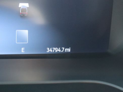 Used 2023 Ford F150 Lightning Platinum AWD/4WD image 18