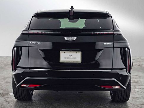 New 2026 Cadillac Lyriq Luxury RWD image 4