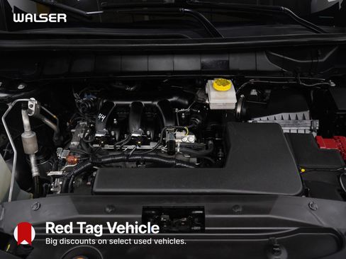 Used 2025 Nissan Pathfinder SV AWD/4WD image 31