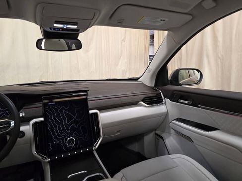 Used 2024 GMC Acadia Denali w/ LPO, Floor Liner Package FWD image 32
