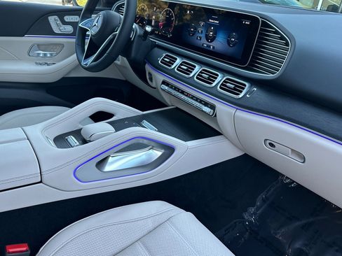 New 2026 Mercedes-Benz GLE 580 4MATIC image 16