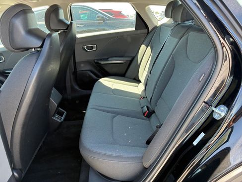 Used 2025 Kia K4 FWD image 24