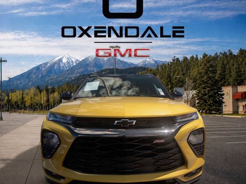 Used 2023 Chevrolet TrailBlazer RS w/ Convenience Package FWD image 3