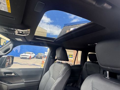 Used 2024 Lexus GX 550 AWD/4WD image 25