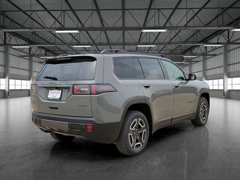 New 2026 Jeep Cherokee Laredo AWD/4WD image 4