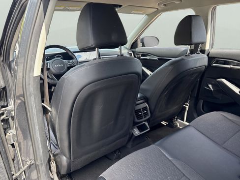 Certified 2024 Kia Seltos S FWD image 22