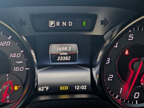 Used 2014 Mercedes-Benz SL 550 image 38