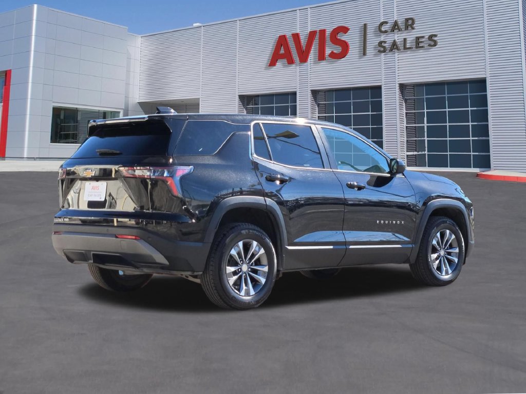 Used 2026 Chevrolet Equinox LT AWD/4WD image 6