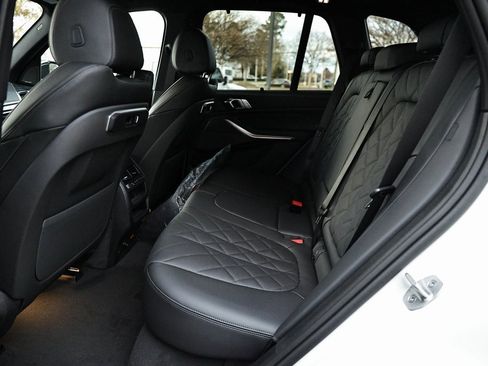 New 2026 BMW X5 xDrive40i w/ M Sport Package image 26