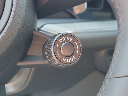 New 2026 Porsche Cayenne Coupe image 38