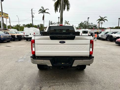 Used 2017 Ford F250 XL w/ Power Equipment Group image 4