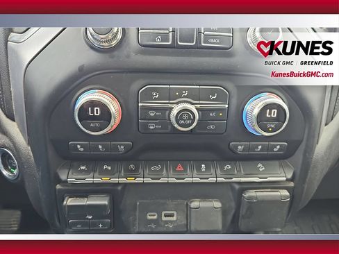 Used 2020 GMC Sierra 1500 SLT w/ SLT Premium Plus Package AWD/4WD image 22