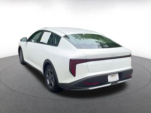 Used 2025 Kia K4 LXS FWD image 11