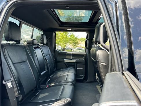 Used 2018 Ford F150 Lariat w/ Equipment Group 502A Luxury AWD/4WD image 28