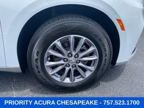 Used 2023 Buick Enclave Essence FWD image 26