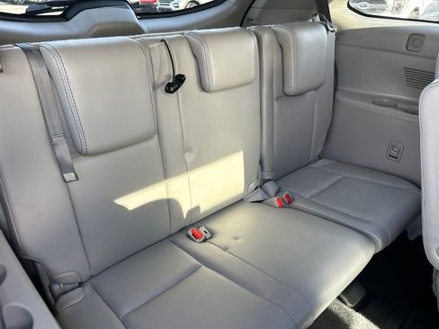 Used 2018 Toyota Highlander XLE w/ Carpet Mat Package (TMS) image 20