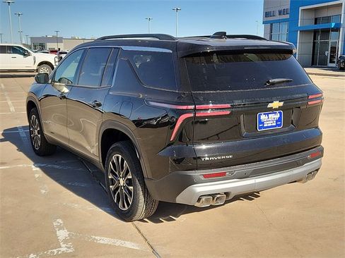 New 2026 Chevrolet Traverse LT w/ Sun and Wheel Package image 3