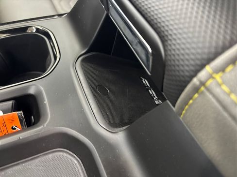 Used 2024 Chevrolet Silverado 1500 ZR2 w/ Technology Package image 41