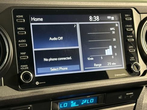 Used 2023 Toyota Tacoma TRD Sport w/ Technology Package AWD/4WD image 32