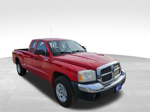 Used 2005 Dodge Dakota SLT w/ Trailer Tow Group image 4