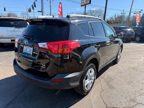 Used 2013 Toyota RAV4 LE image 5