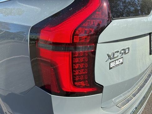 New 2026 Volvo XC90 T8 Ultra w/ Protection Package Premier AWD/4WD image 13