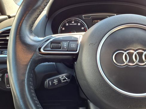 Used 2018 Audi Q3 2.0T Premium w/ Convenience Package image 16