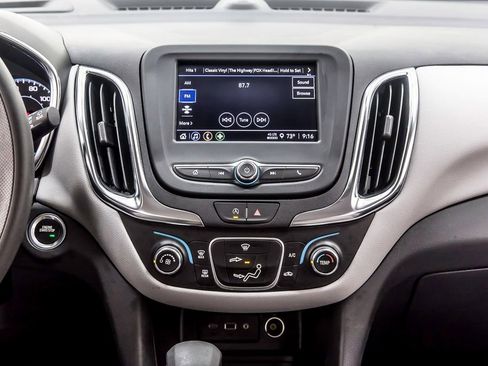 Used 2024 Chevrolet Equinox LS FWD image 19