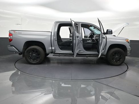 Used 2021 Toyota Tundra SR5 RWD image 32