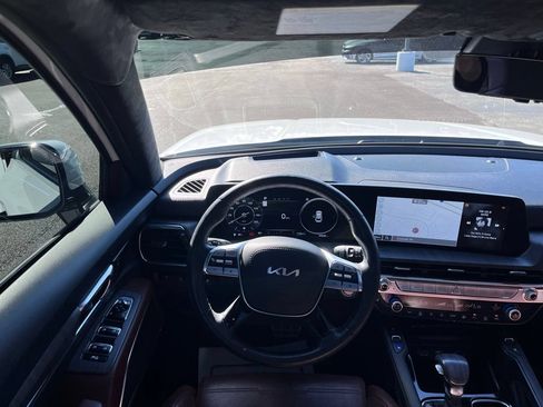 Certified 2023 Kia Telluride SX Prestige AWD/4WD image 22