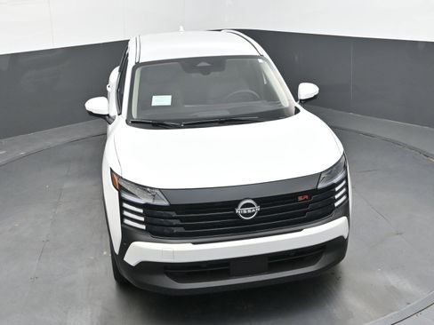 New 2025 Nissan Kicks SR image 31