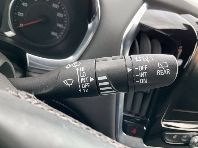 Used 2023 Chevrolet Traverse LT AWD/4WD image 9