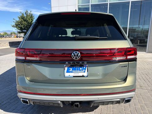 Certified 2026 Volkswagen Atlas Peak Edition AWD/4WD image 6