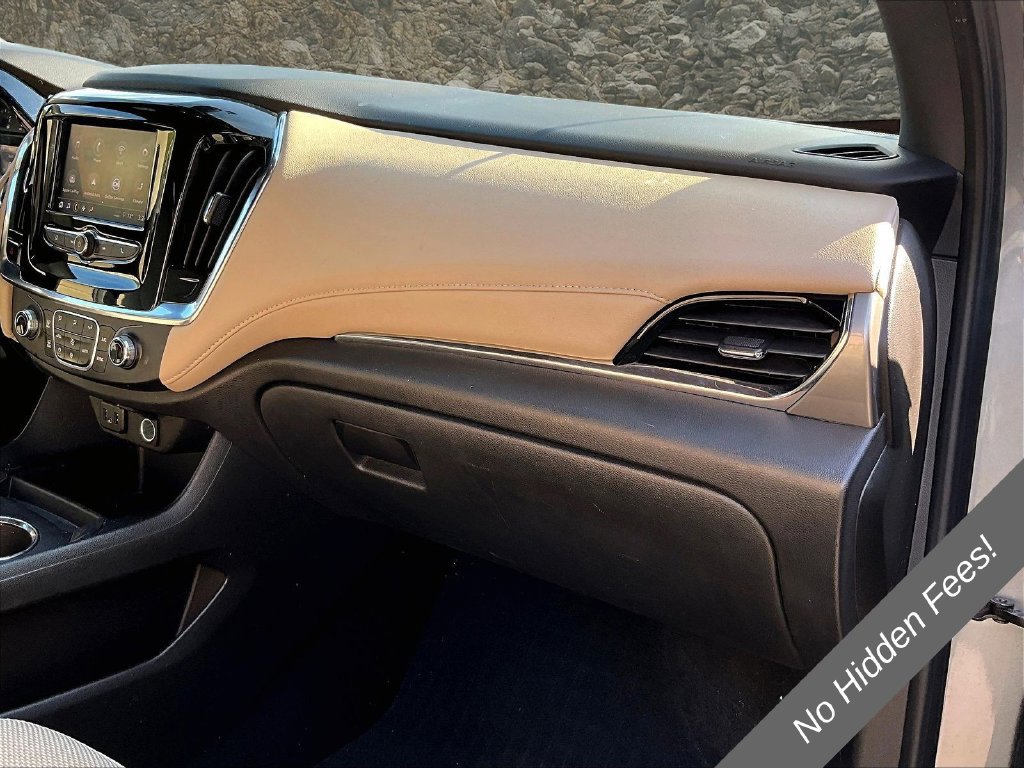 Used 2023 Chevrolet Traverse LS w/ Safety Package FWD image 13