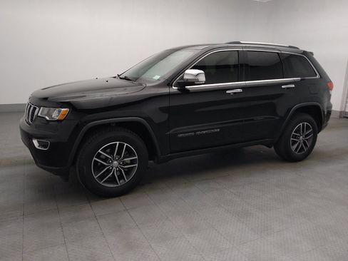 Used 2017 Jeep Grand Cherokee Limited w/ Jeep Active Safety Group AWD/4WD image 2