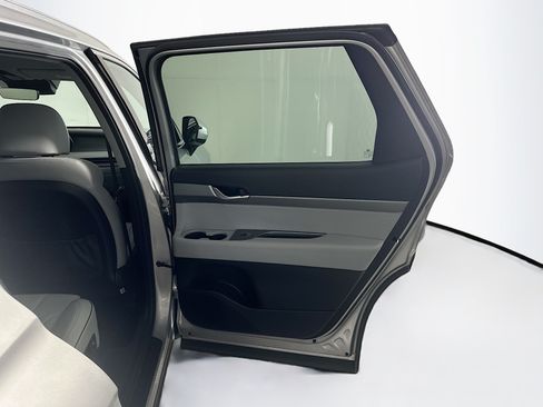Used 2025 Hyundai Palisade SEL FWD image 33