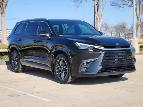 Used 2024 Lexus TX 350 FWD image 2