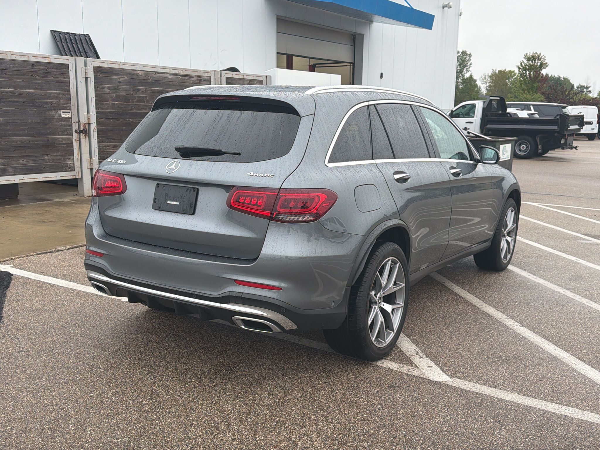 Used 2021 Mercedes-Benz GLC 300 4MATIC image 5