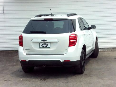 Used 2017 Chevrolet Equinox LT w/ Sport Edition FWD image 4