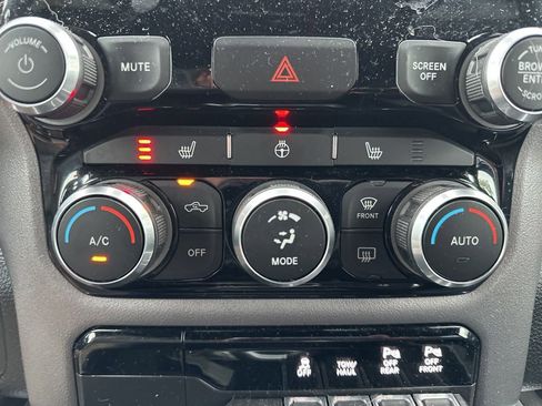 Used 2021 RAM 1500 Big Horn image 26