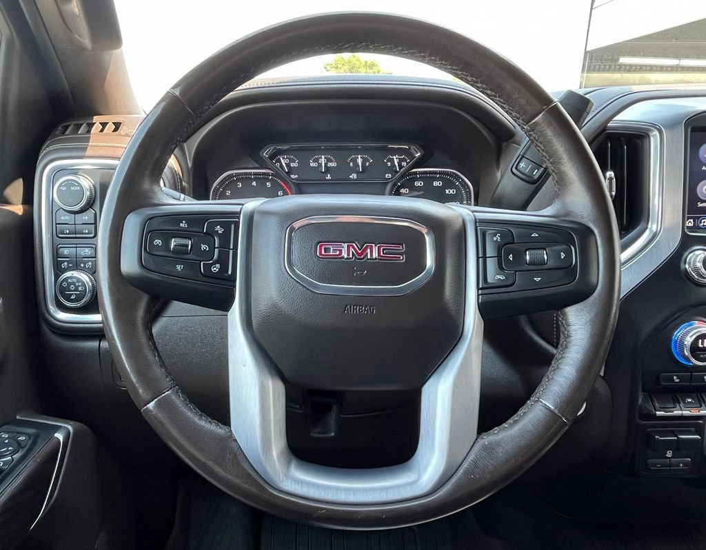 Used 2022 GMC Sierra 1500 SLT w/ Driver Alert Package II AWD/4WD image 15
