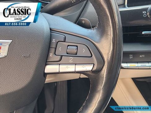 Used 2023 Cadillac CT4 Luxury w/ Cold Weather Package image 27